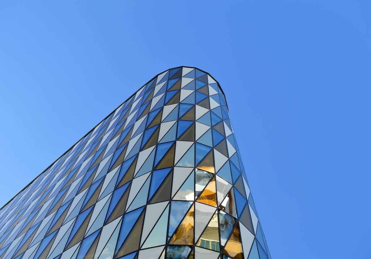 现实剖析：星空影视